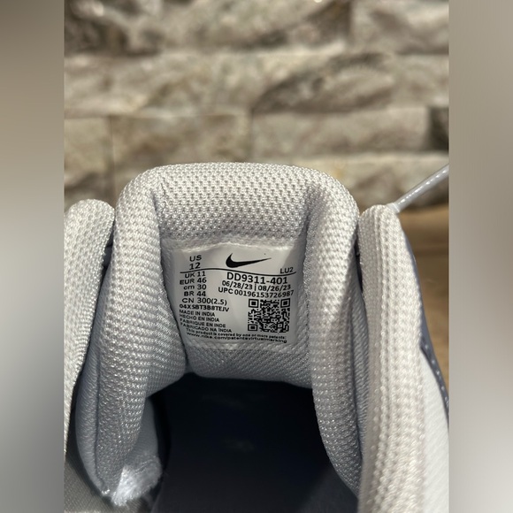 NWOB Nike Fly.By Mid 3 Men’s Basketball Shoes - Ashen Slate/Football - Picture 7 of 12